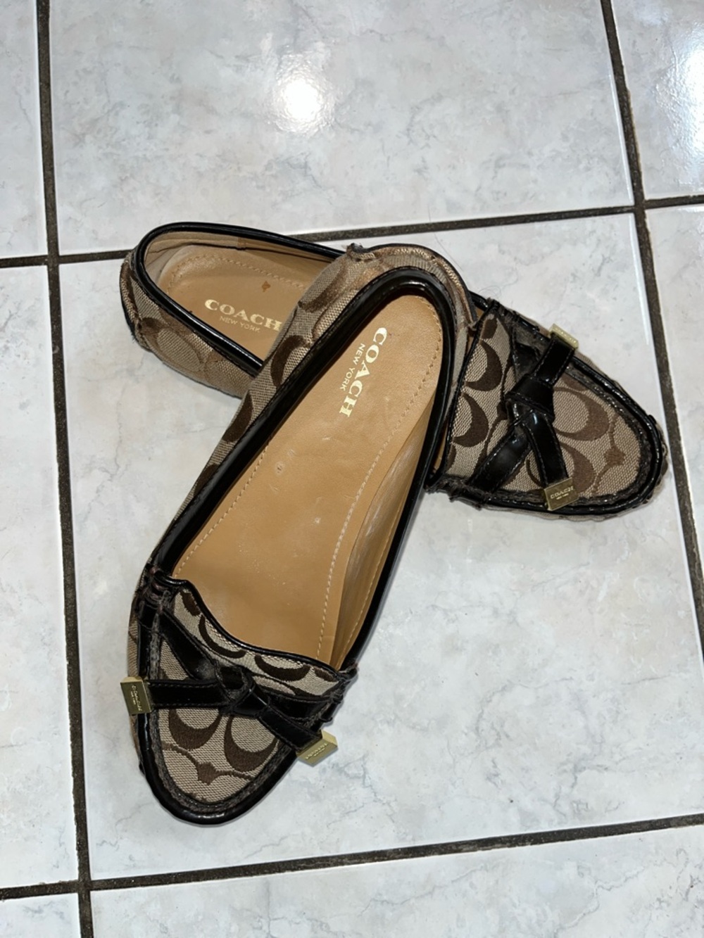 NWOT COACH FRIDA SIGNATURE JACQUARD TAN AND BROWN LEATHER SIZE 7.5 - Picture 3 of 10
